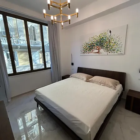 Romeoloft Apartment *